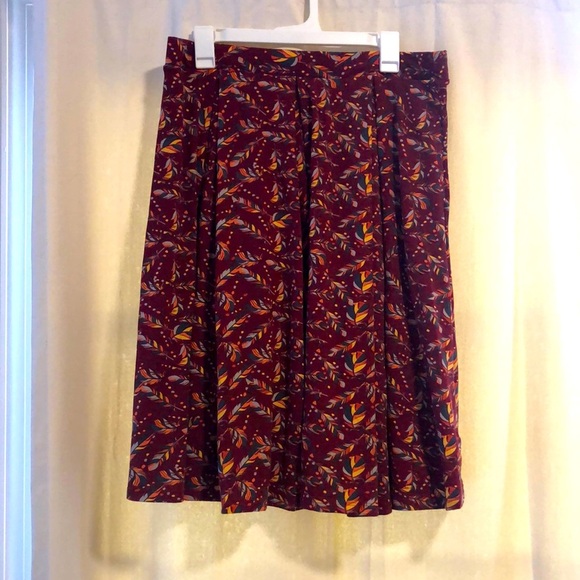 XL LuLaRoe Madison Skirt - Picture 1 of 4